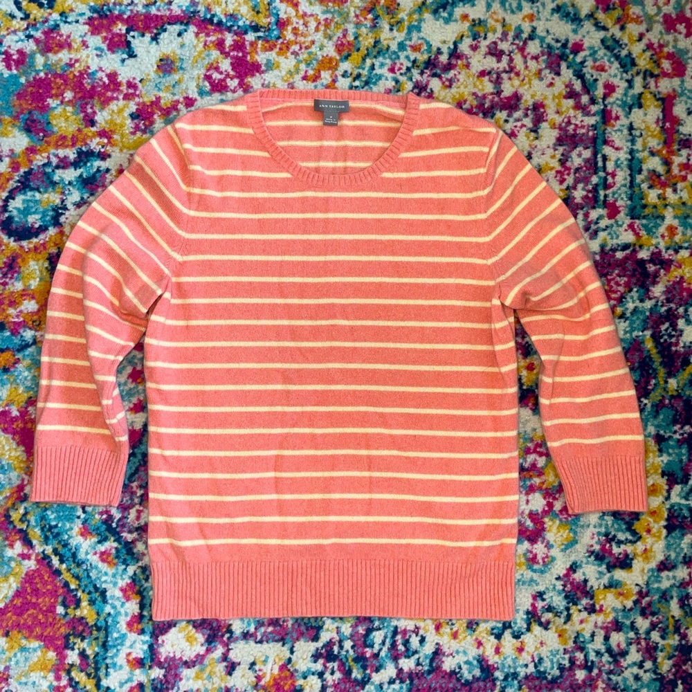 Ann Taylor 3/4 sleeve sweater